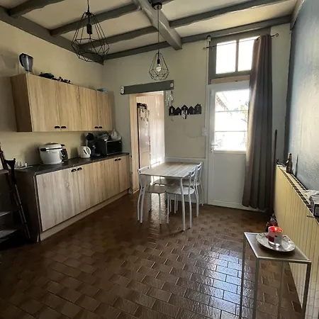Ferienhaus Maison Couchages Jusqu'a 9 Personnes *